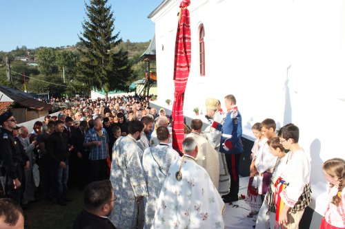 Resfinţire de biserică în Parohia Rădeşti, Protopopiatul Târgu Bujor Poza 89983