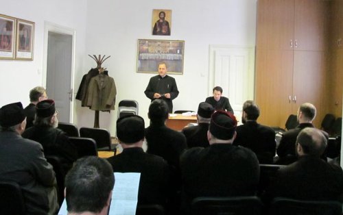 Meditaţii despre Sfânta Liturghie la Protopopiatul Sibiu Poza 89221