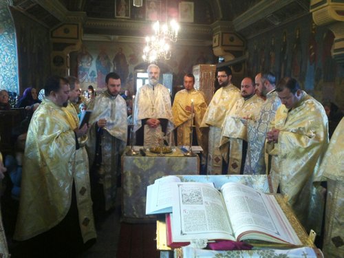 Cerc pastoral în Parohia Tăriceni, Protoieria Ploieşti Poza 89276