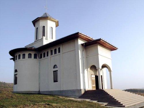 A fost târnosită biserica din Chetrosu, Protopopiatul Bârlad Poza 89402