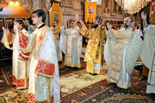 Sărbătoare duhovnicească în Parohia Teregova Poza 89397