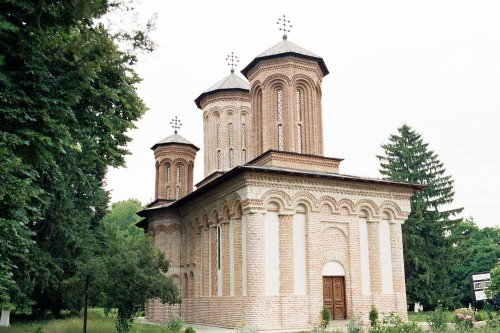 Vechi biserici îşi serbează astăzi hramul Poza 89037