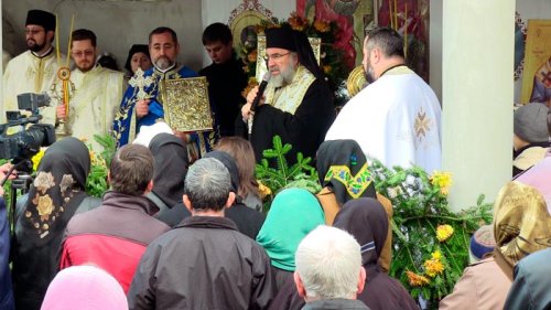Manifestări religioase şi culturale în parohia Mănăstirea Caşin II Poza 89137