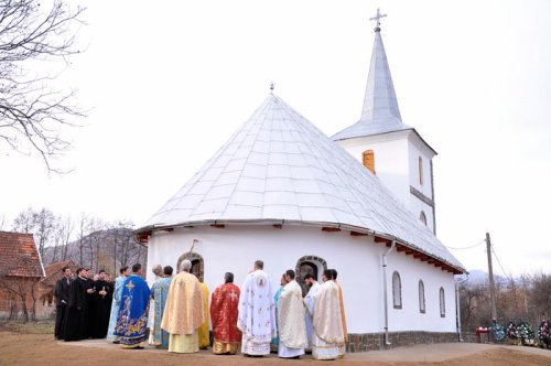 Hramuri şi târnosiri în Transilvania Poza 88159