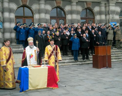 Te Deum cu prilejul Zilei Naţionale, la Roman şi Bacău Poza 88245