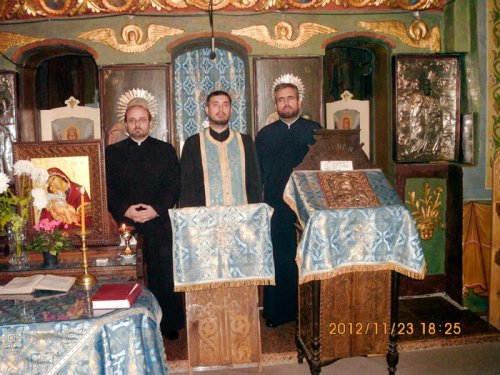 Întâlniri duhovniceşti în parohia craioveană Harşu Poza 88450