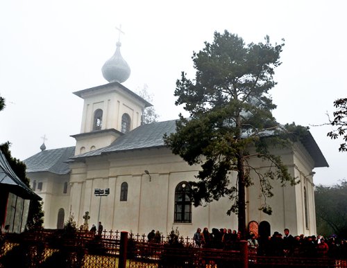 Biserici din Moldova ocrotite de Înaintemergătorul Domnului Poza 88793