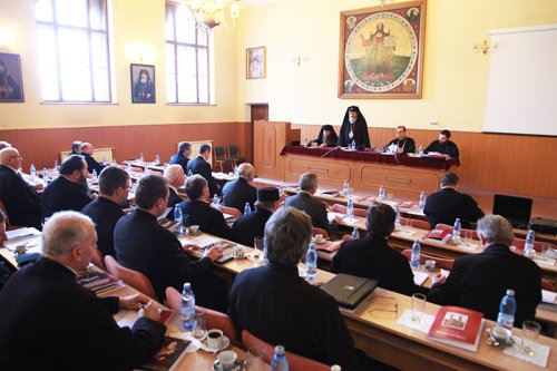 Lucrările Consiliului şi Adunării eparhiale la Sibiu Poza 89010
