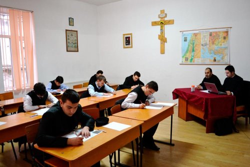 Tinerii teologi, în concurs la Caransebeş Poza 87997