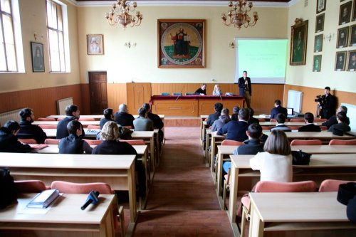Conferinţă despre pastoraţia bolnavilor la Sibiu Poza 87753