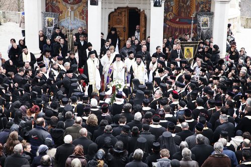 Slujba de Înmormântare a arhimandritului Serafim Man Poza 87689