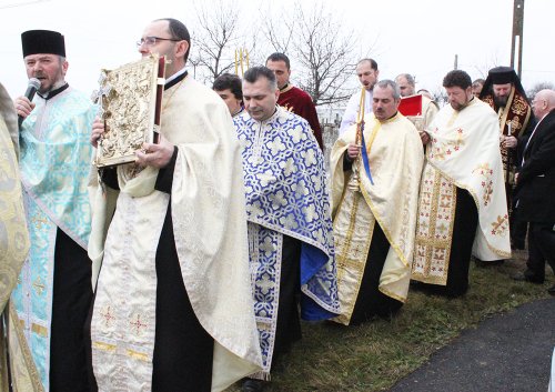 Bucurii duhovniceşti la Crasna, Călina, Severin şi Mărunţei Poza 87676