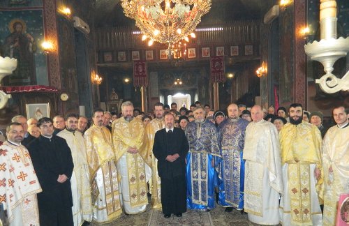 Cerc pastoral şi conferinţă administrativă în Câmpina Poza 87331