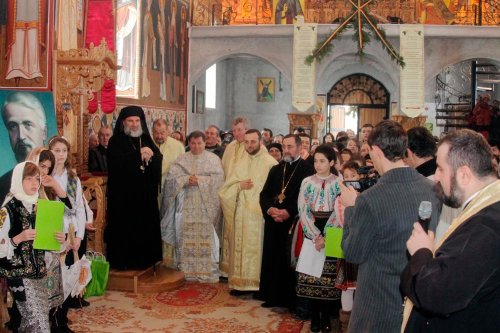 Manifestări religioase şi culturale la parohia Mănăstirea Caşin II Poza 87254