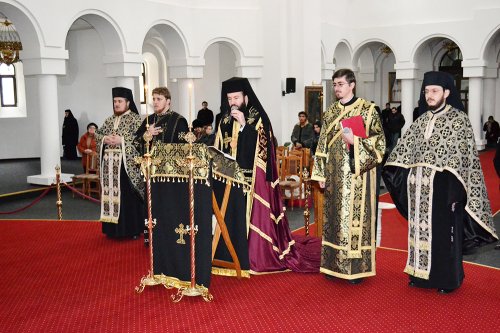 Canonul Sfântului Andrei Criteanul în Mitropolia Banatului Poza 87146