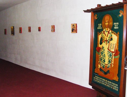 Expoziţie de icoane la Mănăstirea Vlădiceni Poza 87081