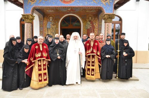 Patriarhul României la Mănăstirea Ţigăneşti Poza 87008