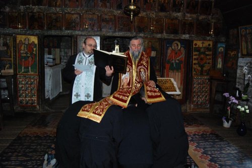 Cinci noi duhovnici în Arhiepiscopia Craiovei Poza 86997