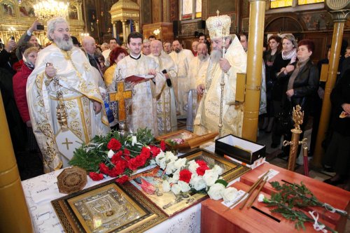 Daruri duhovniceşti pentru credincioşii din Braşov Poza 86740