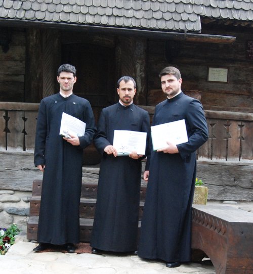 Trei tineri slujitori hirotesiţi întru duhovnic la Craiova Poza 86589