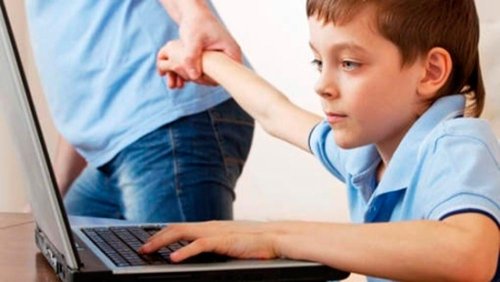 Dependenţa de tehnologie afectează tot mai mulţi copii Poza 86375