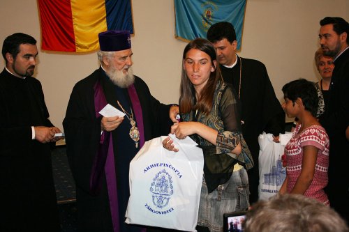 Acţiuni filantropice pascale în Arhiepiscopia Târgoviştei Poza 86293