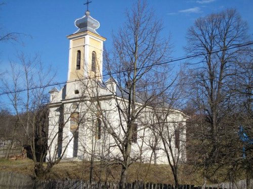Slujbă arhierească şi resfinţire de biserică în Parohia Balta Poza 86010