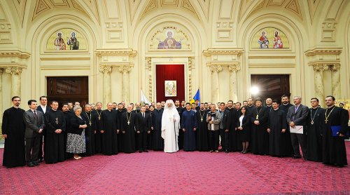 Misionarii mediatici creştini la Palatul Patriarhiei Poza 85998