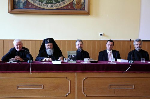 Părintele academician Păcurariu, omagiat la Sibiu Poza 85933