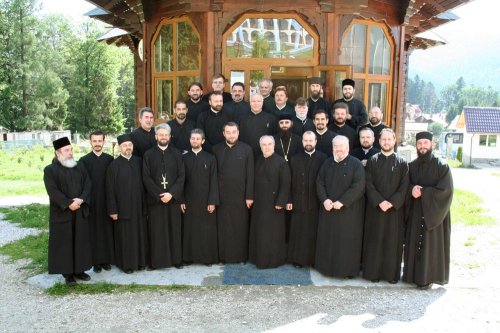 Conferinţa preoţilor de caritate din Bucureşti Poza 85480