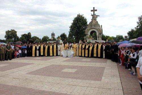 Înălţarea Domnului şi Ziua Eroilor în Arhiepiscopia Dunării de Jos Poza 85427