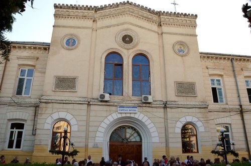 A fost resfinţită capela Spitalului Orăşenesc „Sfântul Dimitrie“ din Târgu Neamţ Poza 85379
