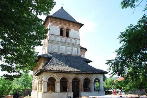 Praznicul Sfintei Treimi în Eparhia Severinului Poza 85222