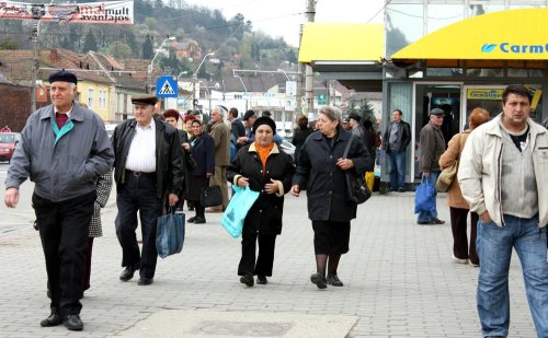 Populaţia României îmbătrâneşte Poza 84998