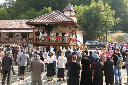 Mănăstirea Şinca Nouă va avea o biserică nouă Poza 84979