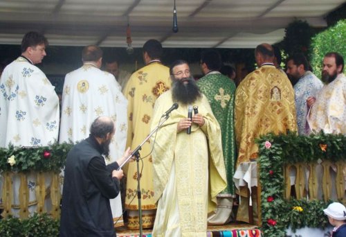 Sf. Atanasie Atonitul, cinstit în două biserici din Moldova Poza 84967