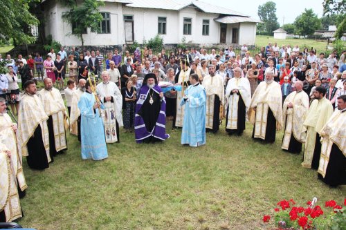 Moment aniversar în parohia Bâra, Protopopiatul Roman Poza 84946