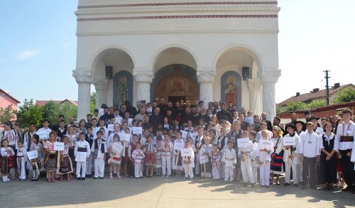 Festival internaţional de bătut toaca şi clopotele Poza 84895