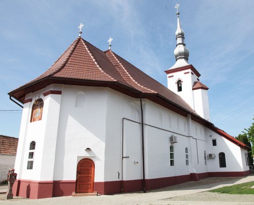 Biserica „Sfânta Treime“ din Făgăraş Poza 84646