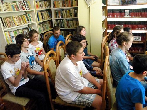 Lansare de carte la biblioteca comunală Bălţăteşti Poza 84491