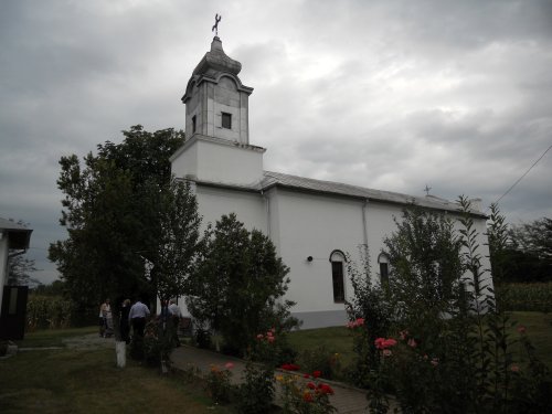 Biserica domnească de la Căciulaţi