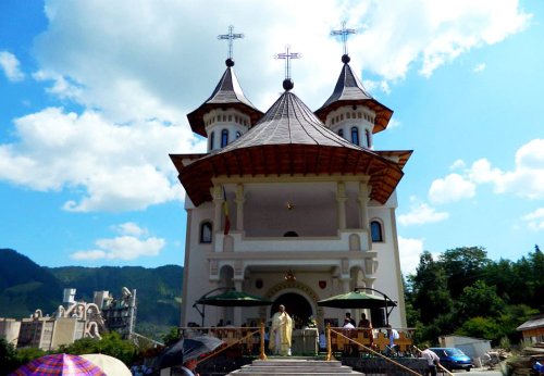 Manifestări cultural-religioase în parohia Taşca Poza 84388