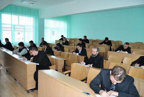 Examen de capacitate preoţească în Episcopia Caransebeşului Poza 84140