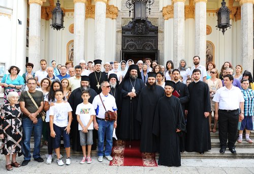 Liturghie arhierească la Catedrala „Sfântul Spiridon - Nou“ Poza 84110