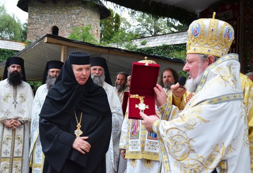 Mesajul Patriarhului României la resfinţirea Mănăstirii Moldoviţa Poza 84107