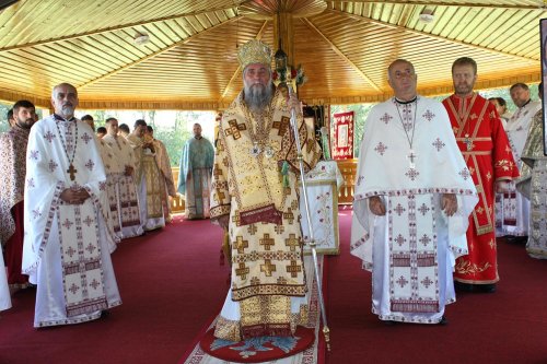 Sfântul Ioan Botezătorul cinstit în bisericile oltene Poza 84027