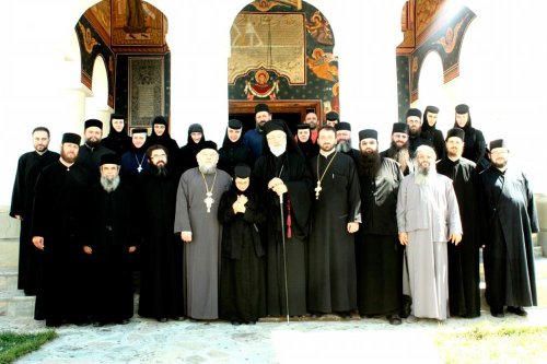 Sinaxă monahală în Arhiepiscopia Argeşului şi Muscelului Poza 83916