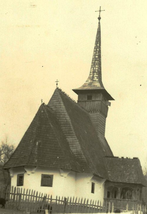 Biserica hunedoreană din Tomnatecu de Jos de altădată Poza 83838