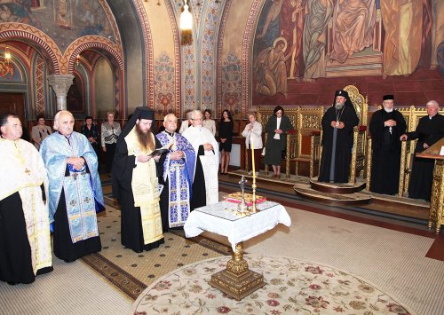 Întâlnire de 45 de ani de la absolvirea Facultăţii de Teologie, la Sibiu Poza 83692