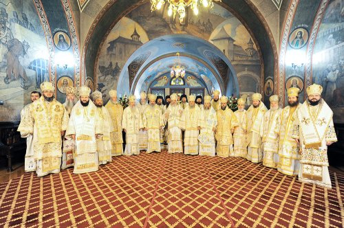 Zi de sărbătoare în Patriarhia Română Poza 83471